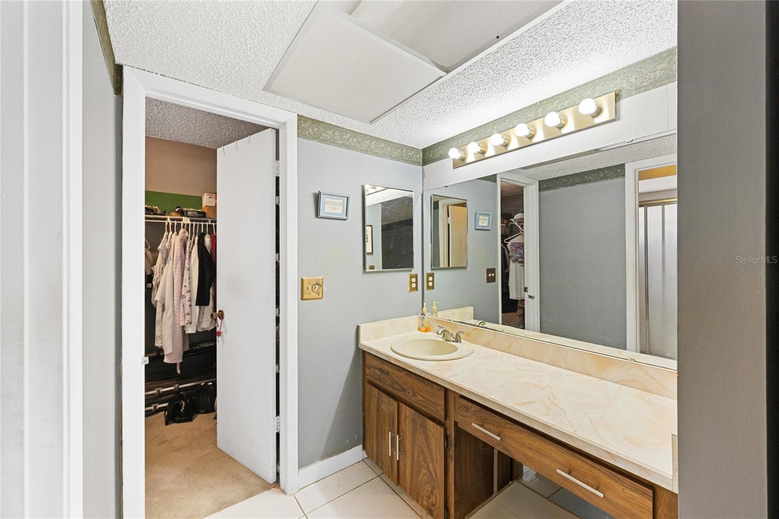 Image 17 of 34 For 1080 Grizzly Court