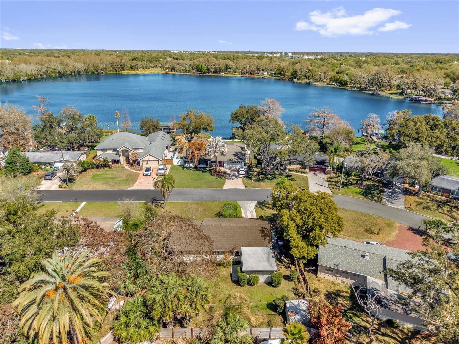 Image 21 of 22 For 1028 Lake Bell Drive