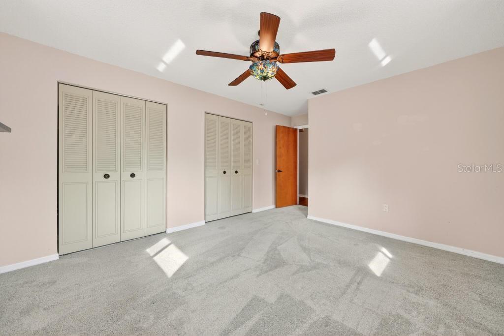 Image 19 of 62 For 2475 Parkview Avenue