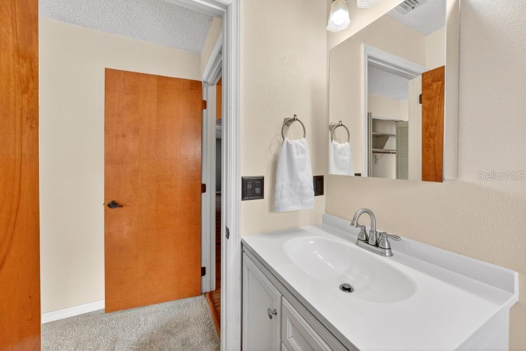 Image 24 of 62 For 2475 Parkview Avenue