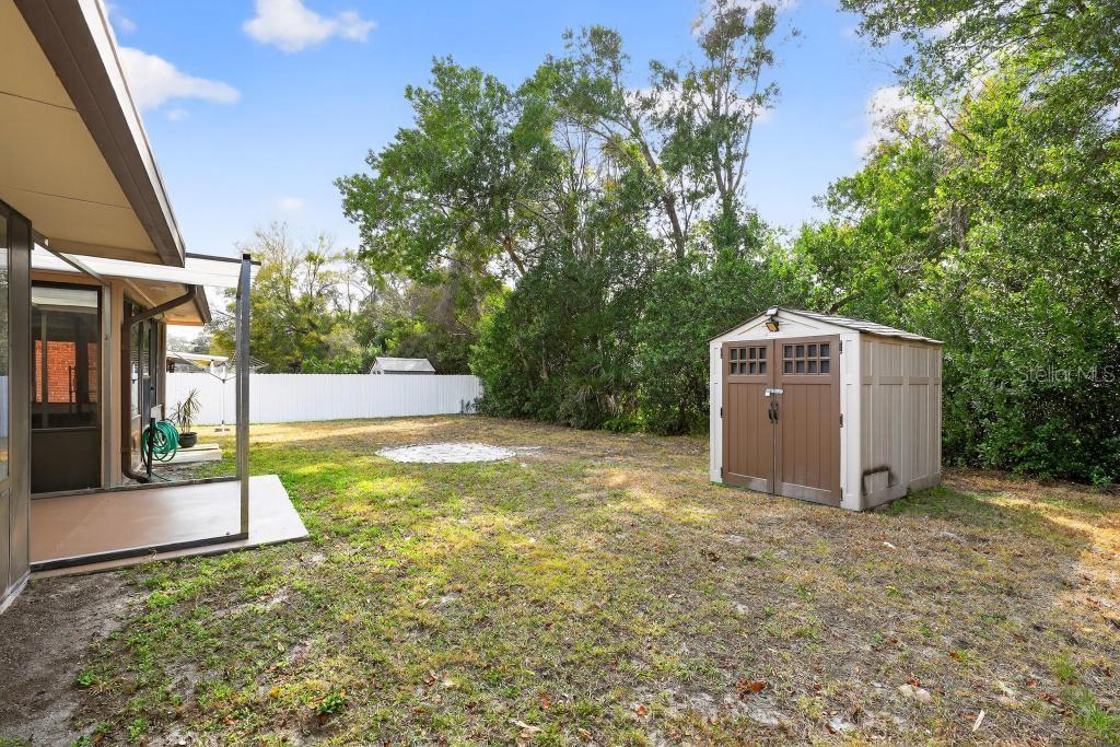 Image 44 of 62 For 2475 Parkview Avenue