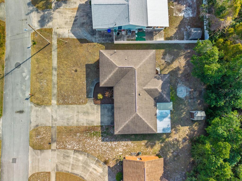 Image 58 of 62 For 2475 Parkview Avenue