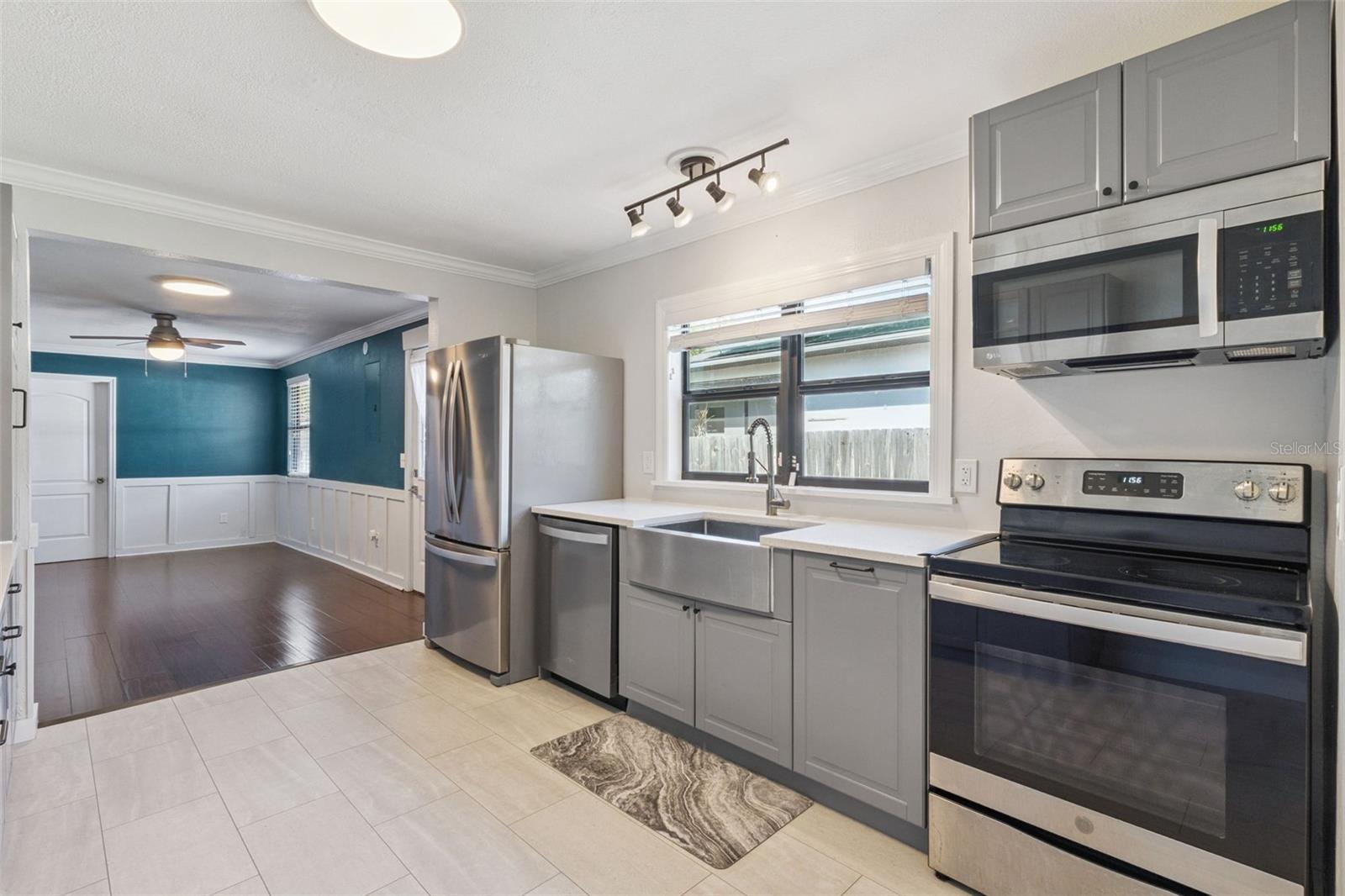 Image 10 of 33 For 2510 Homeland Street