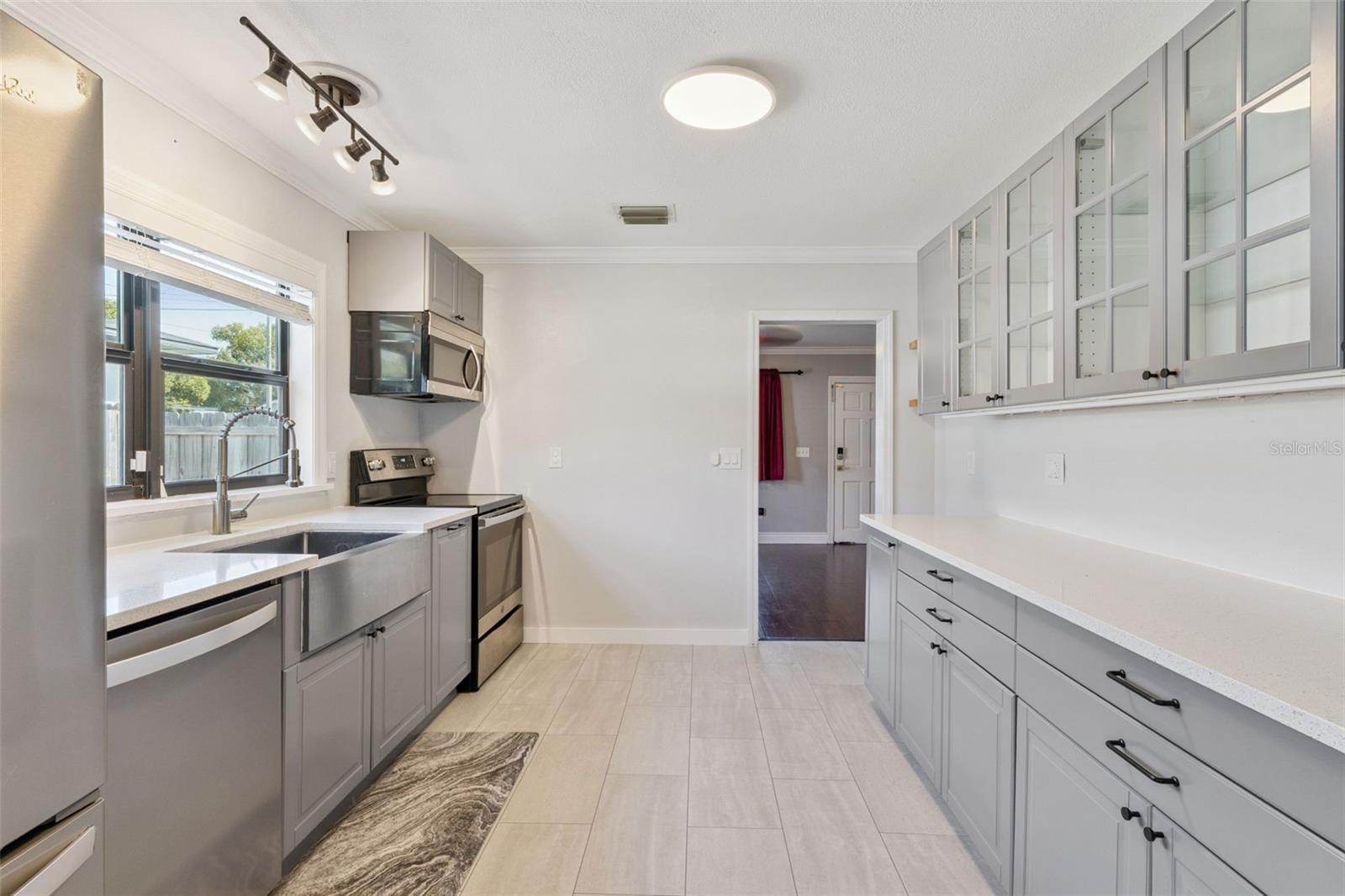 Image 9 of 33 For 2510 Homeland Street