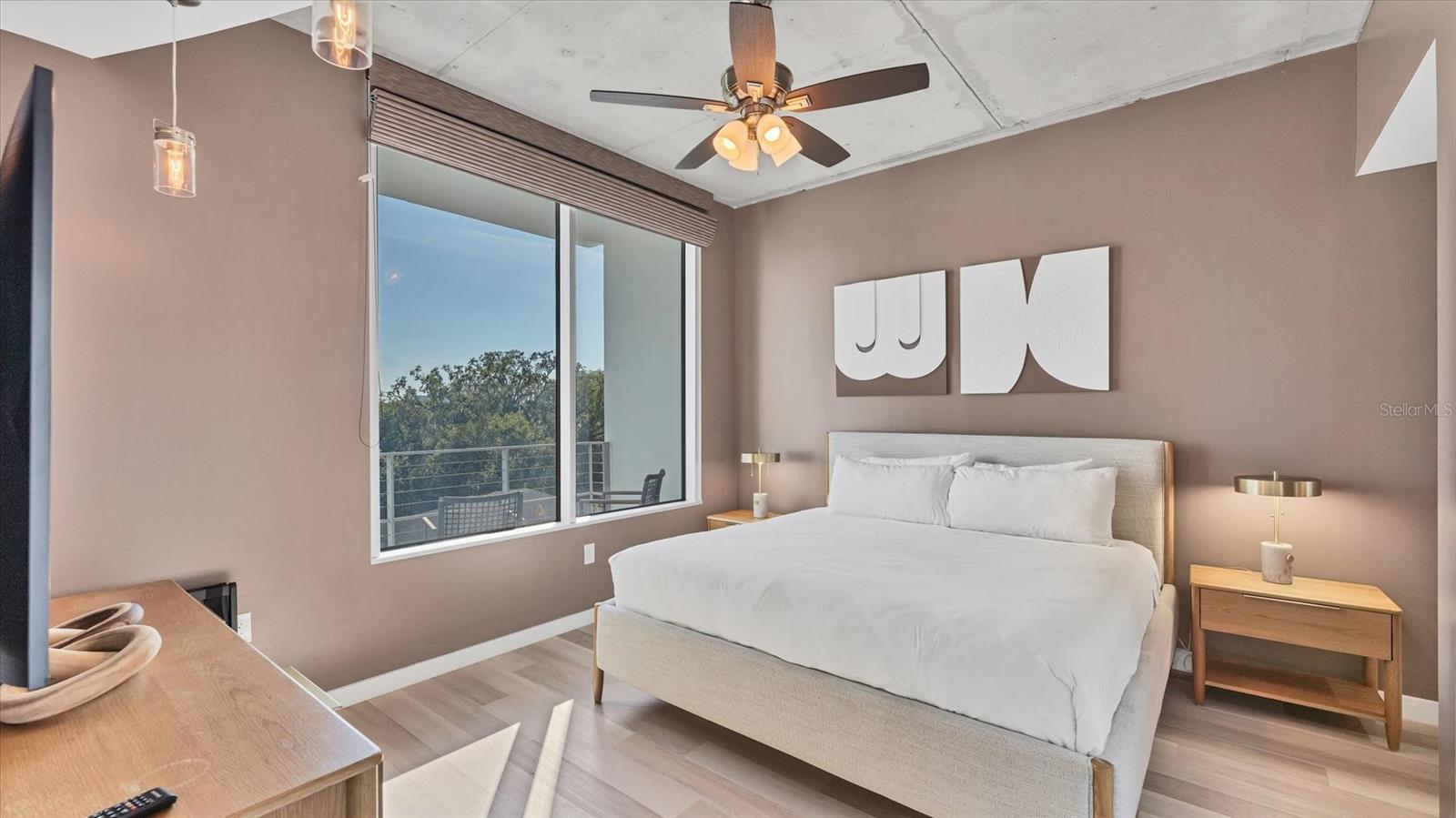 Image 21 of 52 For 525 Jackson Street 506