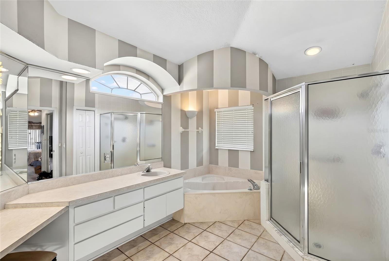 Image 11 of 38 For 2910 23rd Avenue