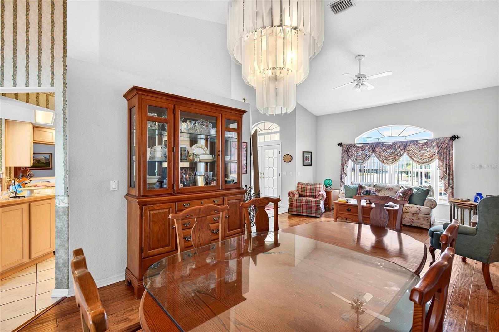 Image 15 of 38 For 2910 23rd Avenue