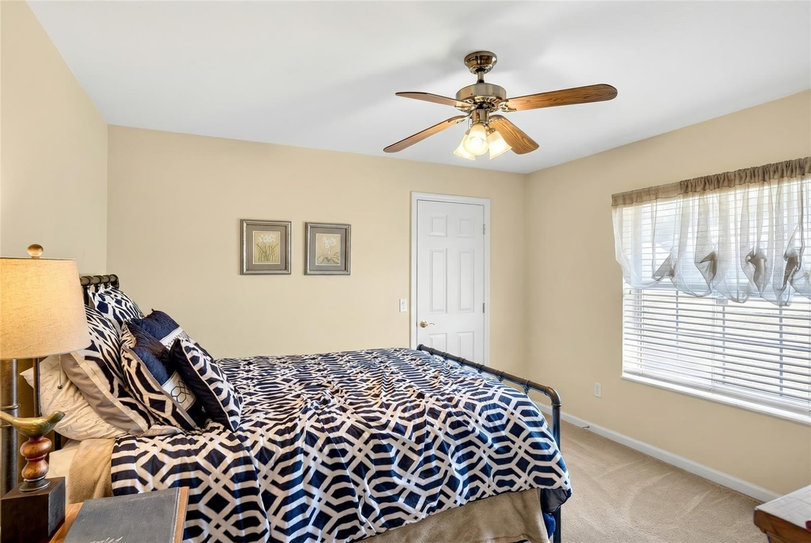 Image 26 of 38 For 2910 23rd Avenue