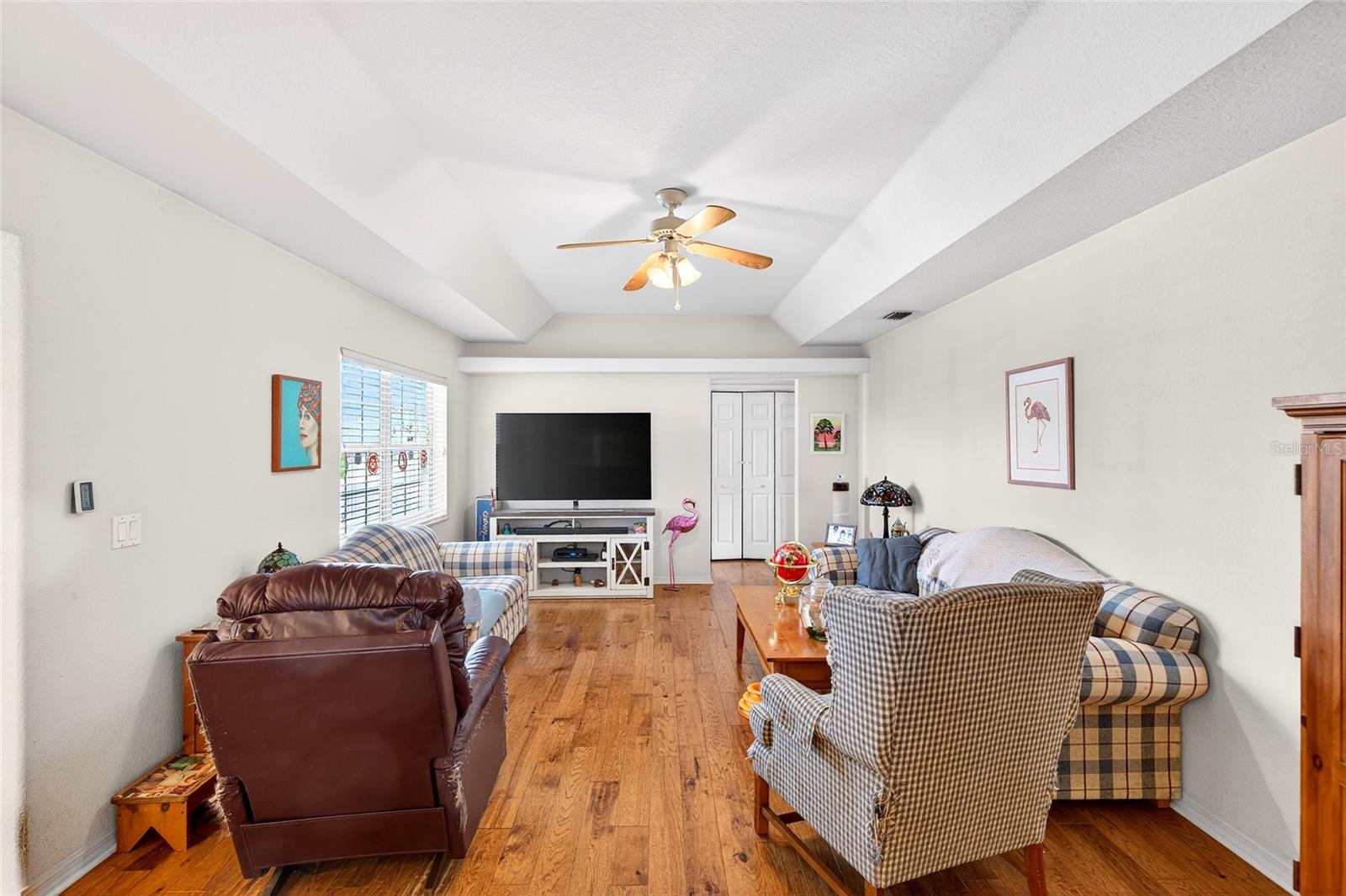 Image 30 of 38 For 2910 23rd Avenue