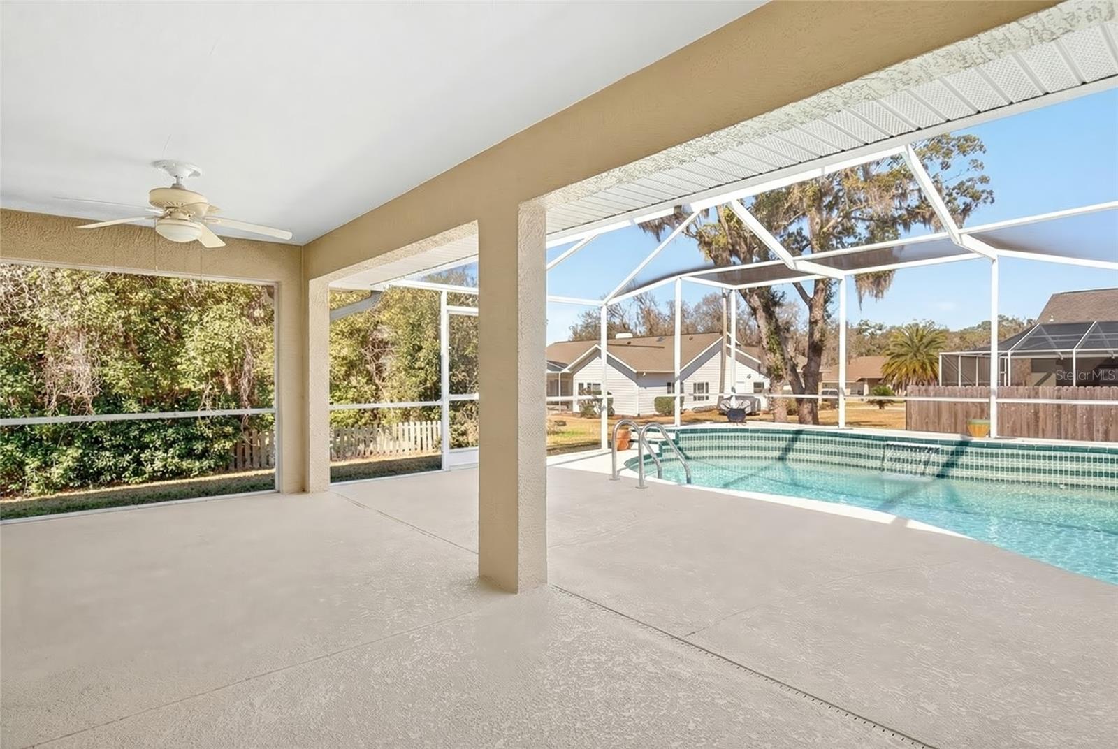 Image 33 of 38 For 2910 23rd Avenue