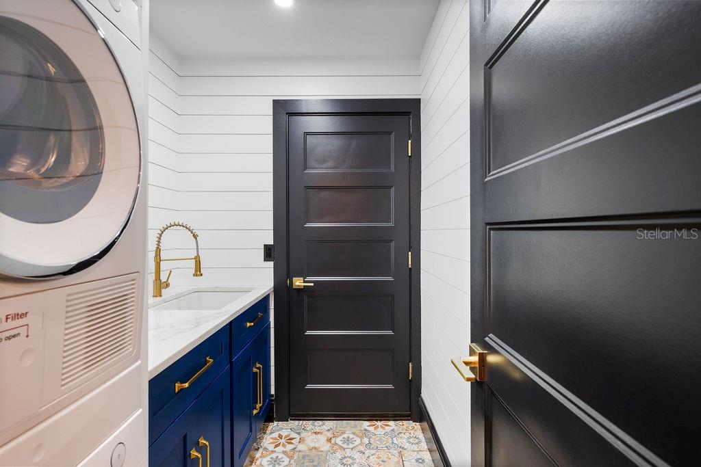 Image 31 of 50 For 5408 Shingle Creek Drive