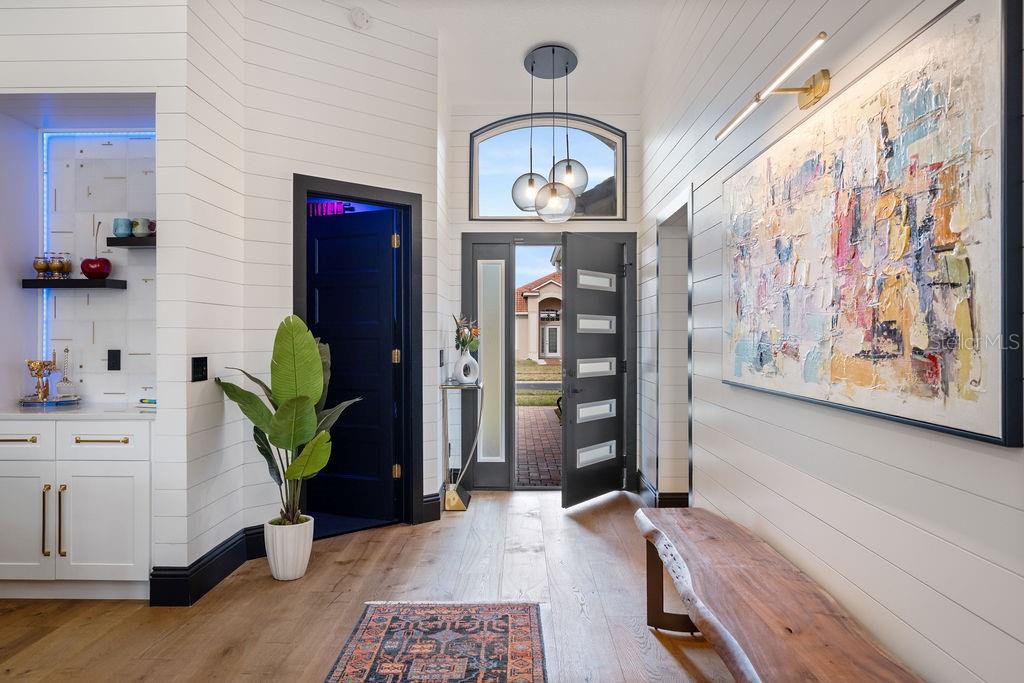 Image 4 of 50 For 5408 Shingle Creek Drive