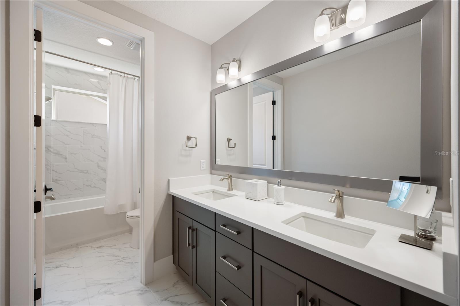 Image 20 of 51 For 13779 Abberwick Drive