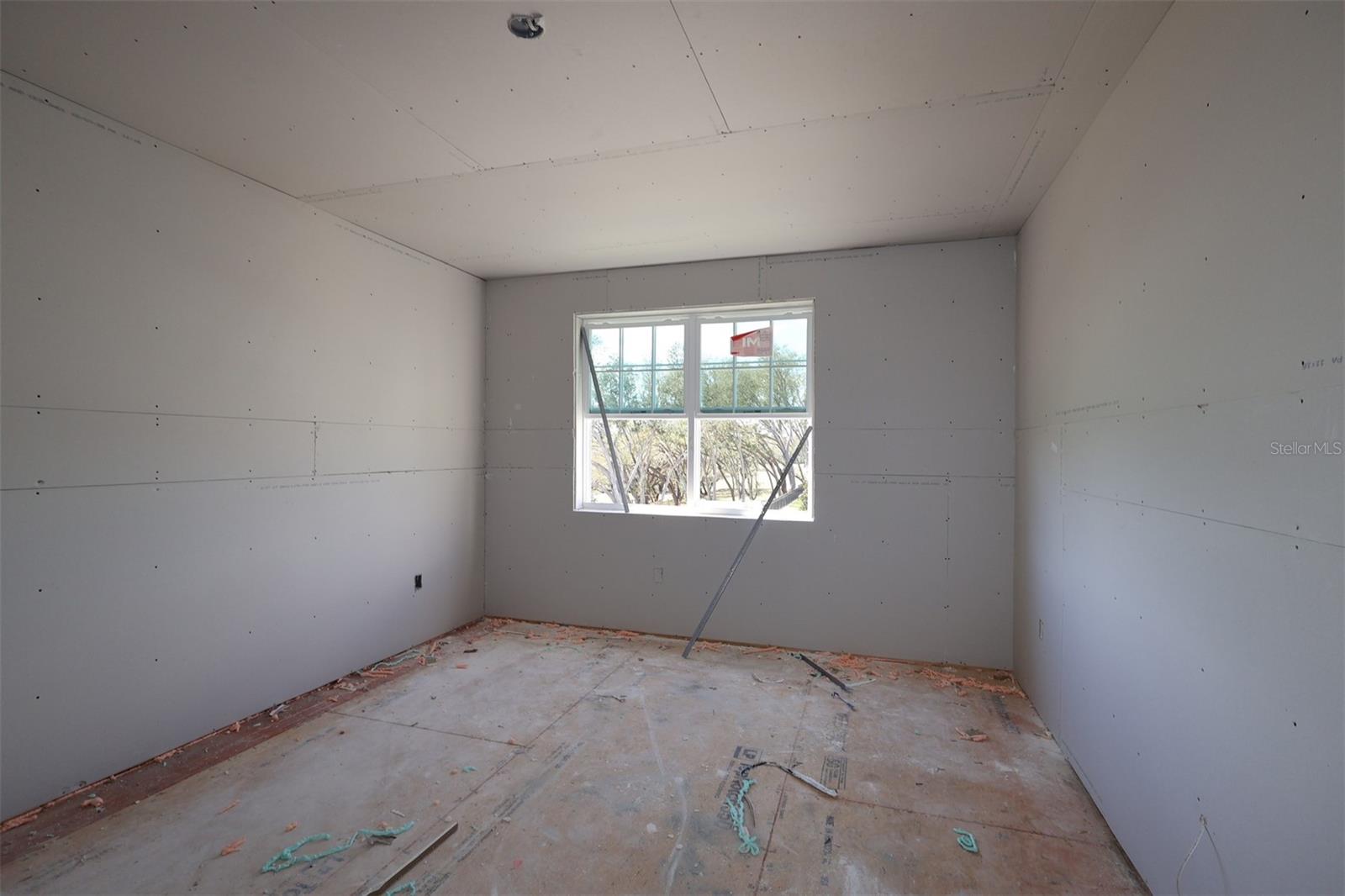 Image 5 of 12 For 3318 Wolf Lake Avenue