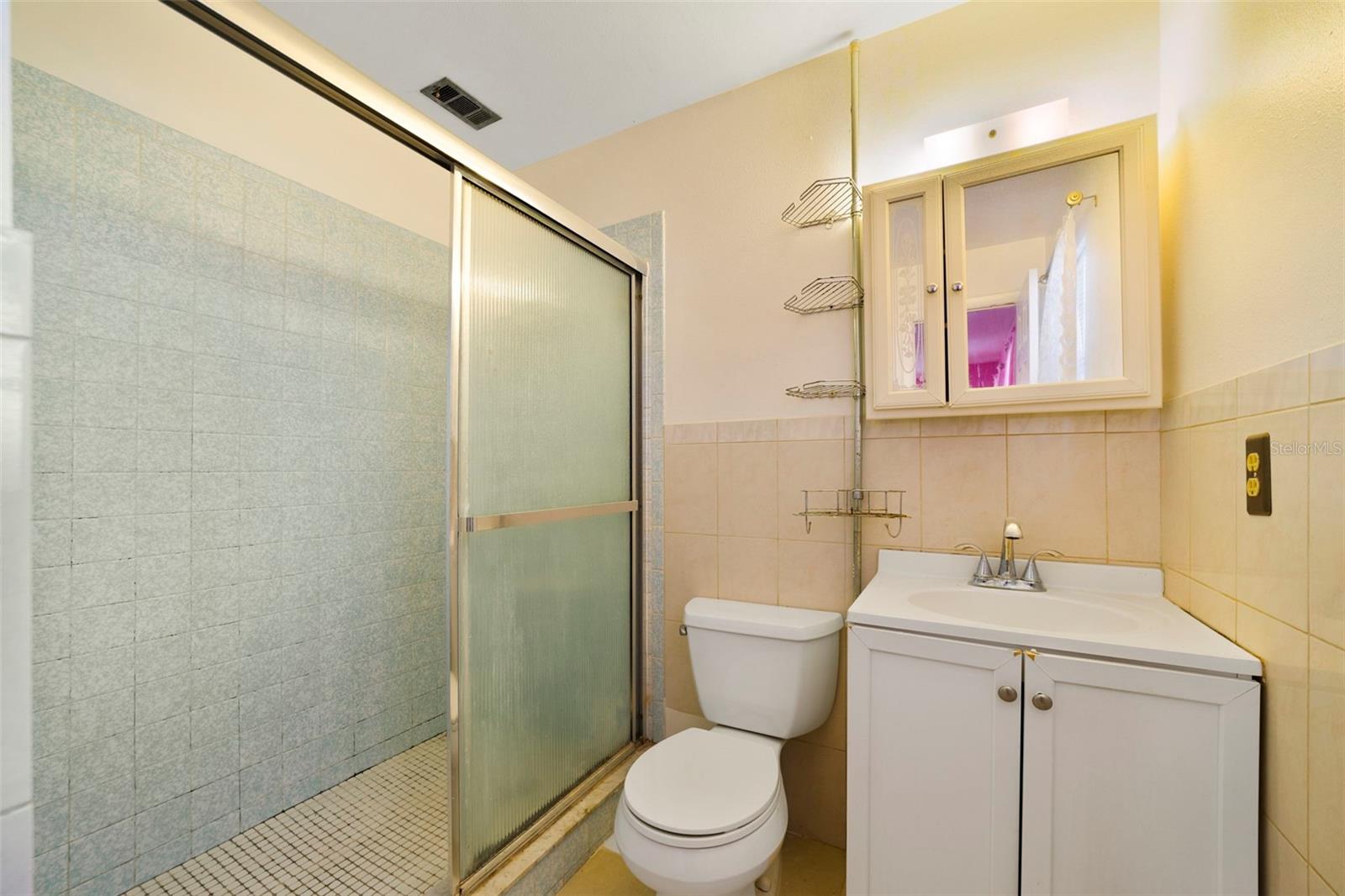 Image 13 of 23 For 6100 Mary Lynn Court