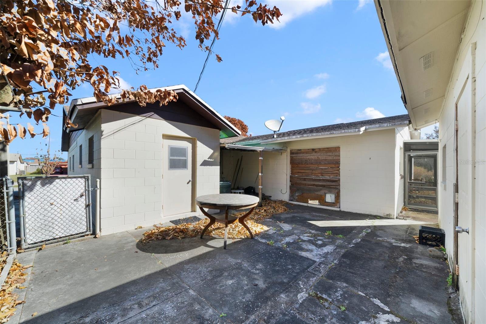 Image 14 of 23 For 6100 Mary Lynn Court