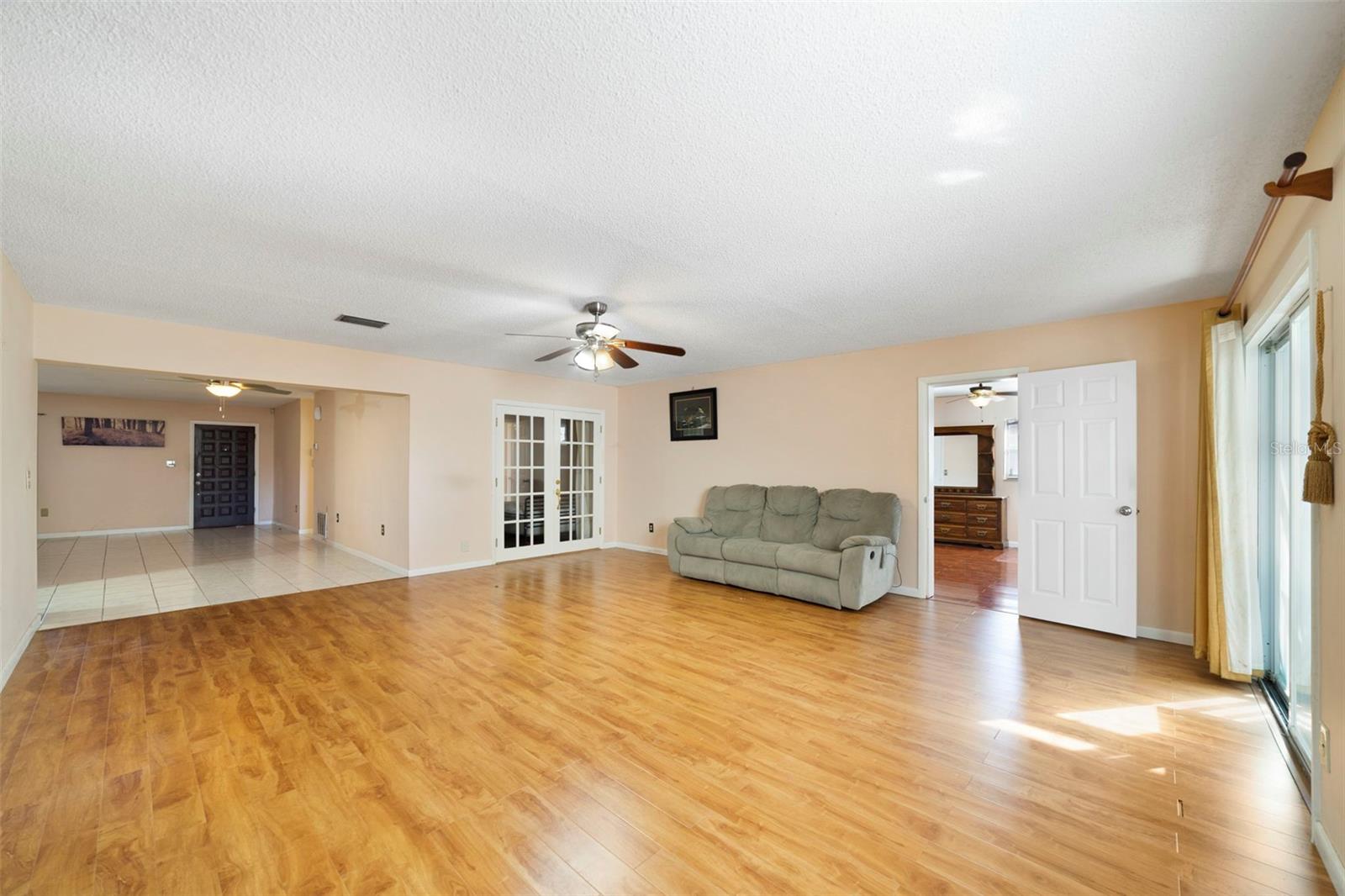 Image 20 of 23 For 6100 Mary Lynn Court