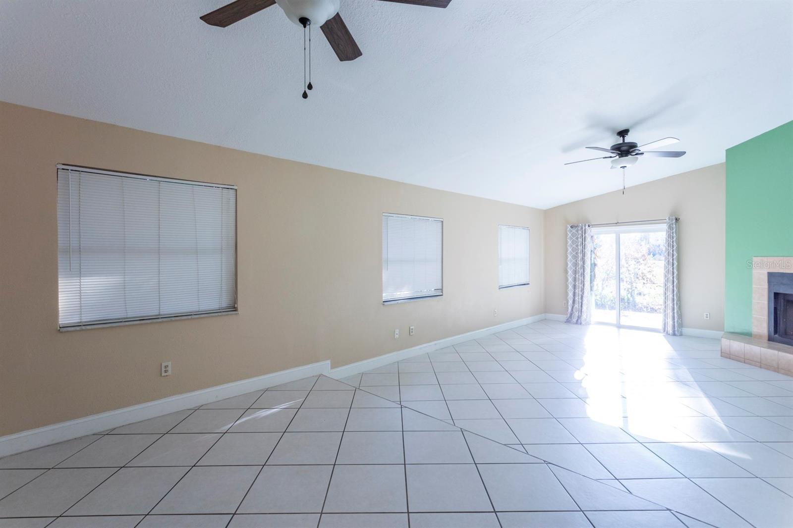 Image 10 of 24 For 618 Nighthawk Circle