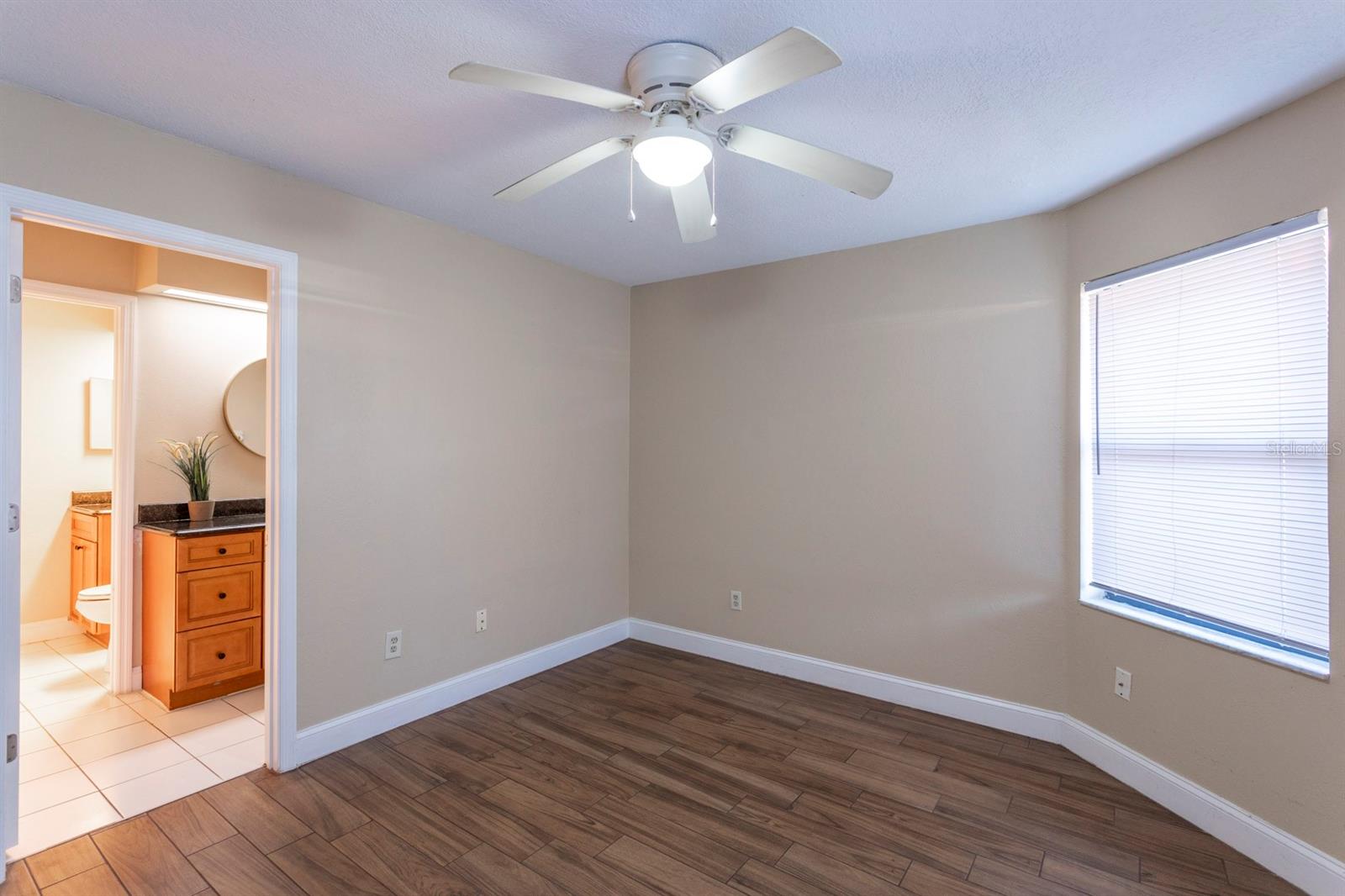 Image 17 of 24 For 618 Nighthawk Circle