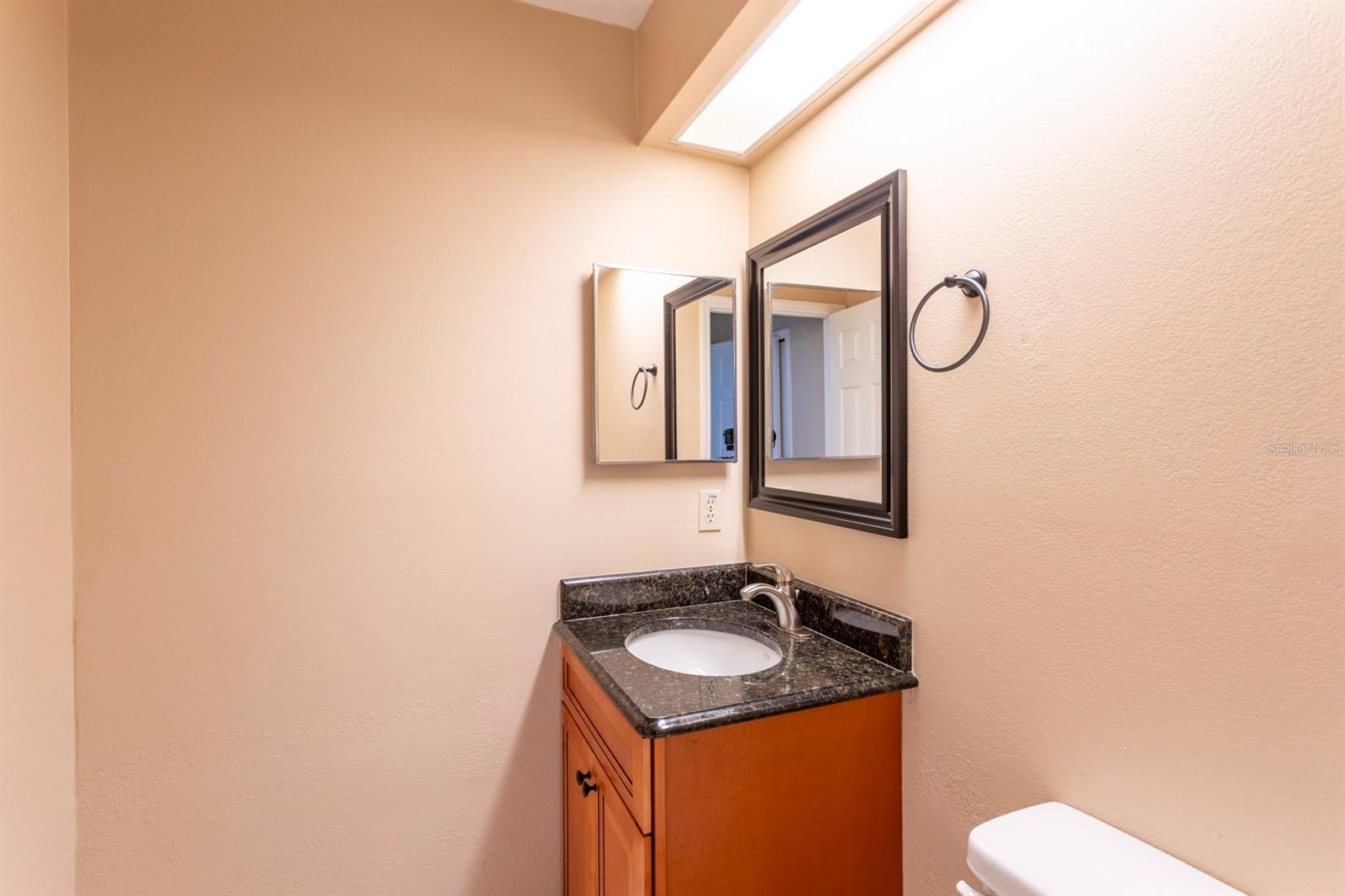 Image 20 of 24 For 618 Nighthawk Circle