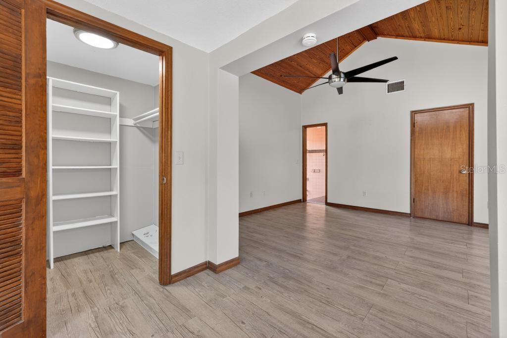 Image 26 of 67 For 234 Duncan Trail