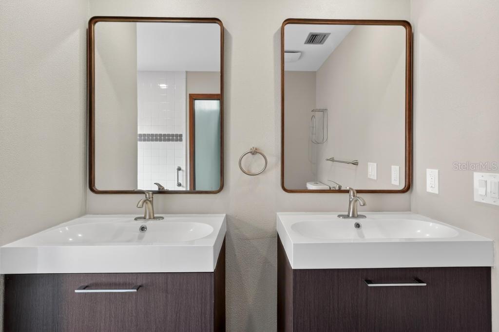 Image 30 of 67 For 234 Duncan Trail