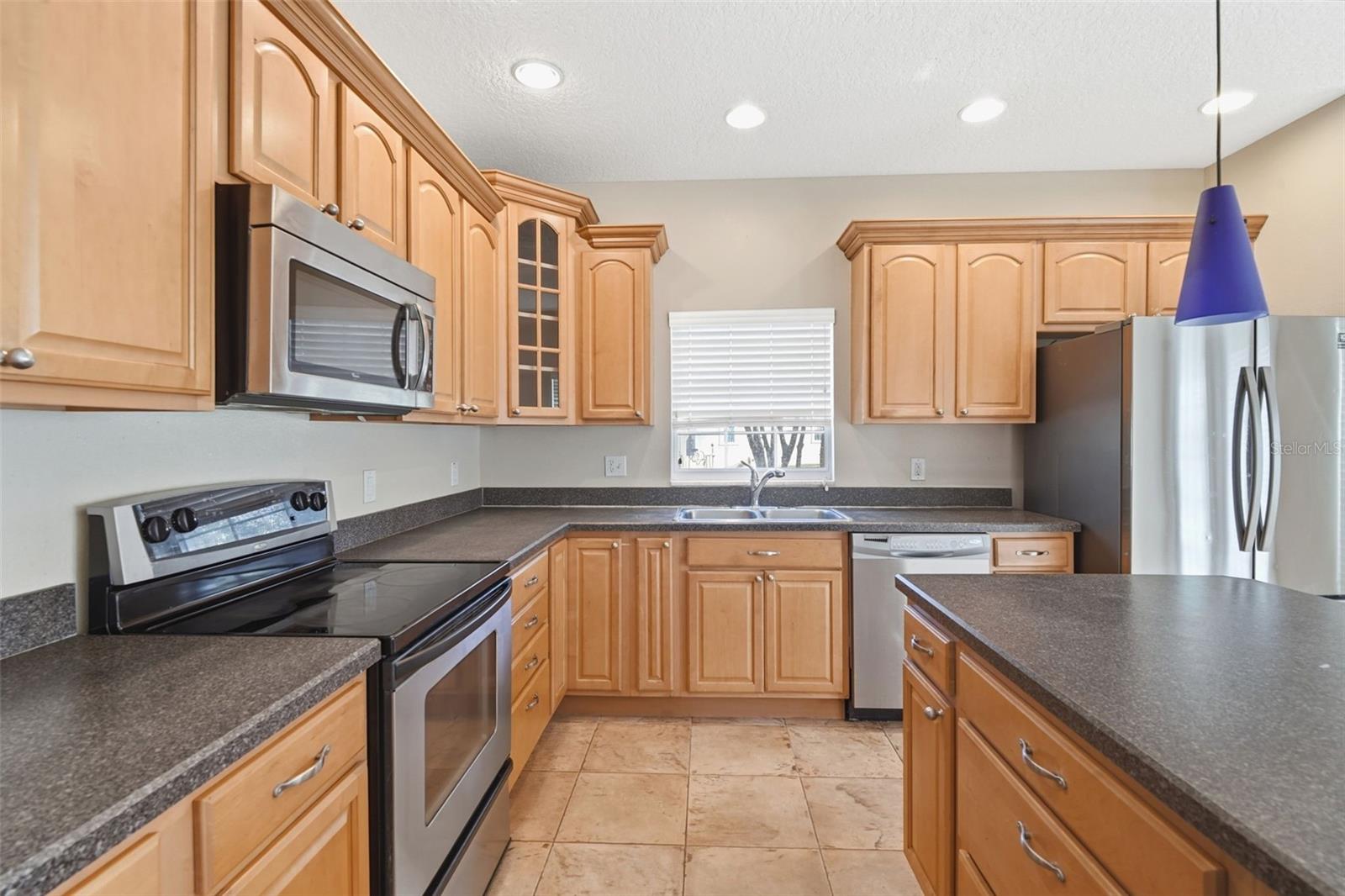 Image 11 of 42 For 8905 Silk Bay Place