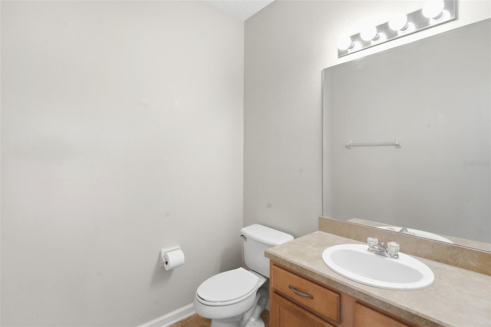 Image 28 of 42 For 8905 Silk Bay Place