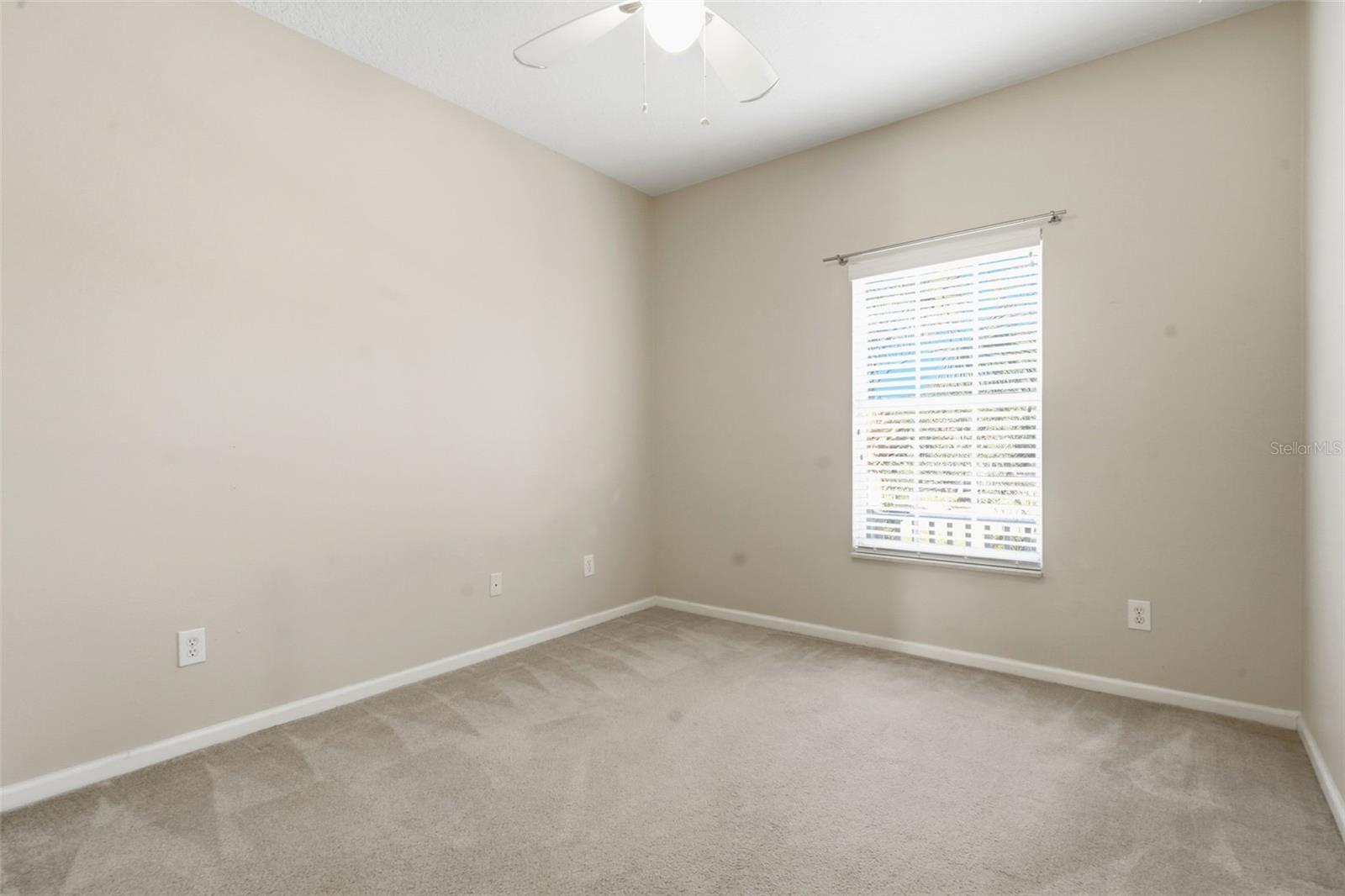 Image 31 of 42 For 8905 Silk Bay Place