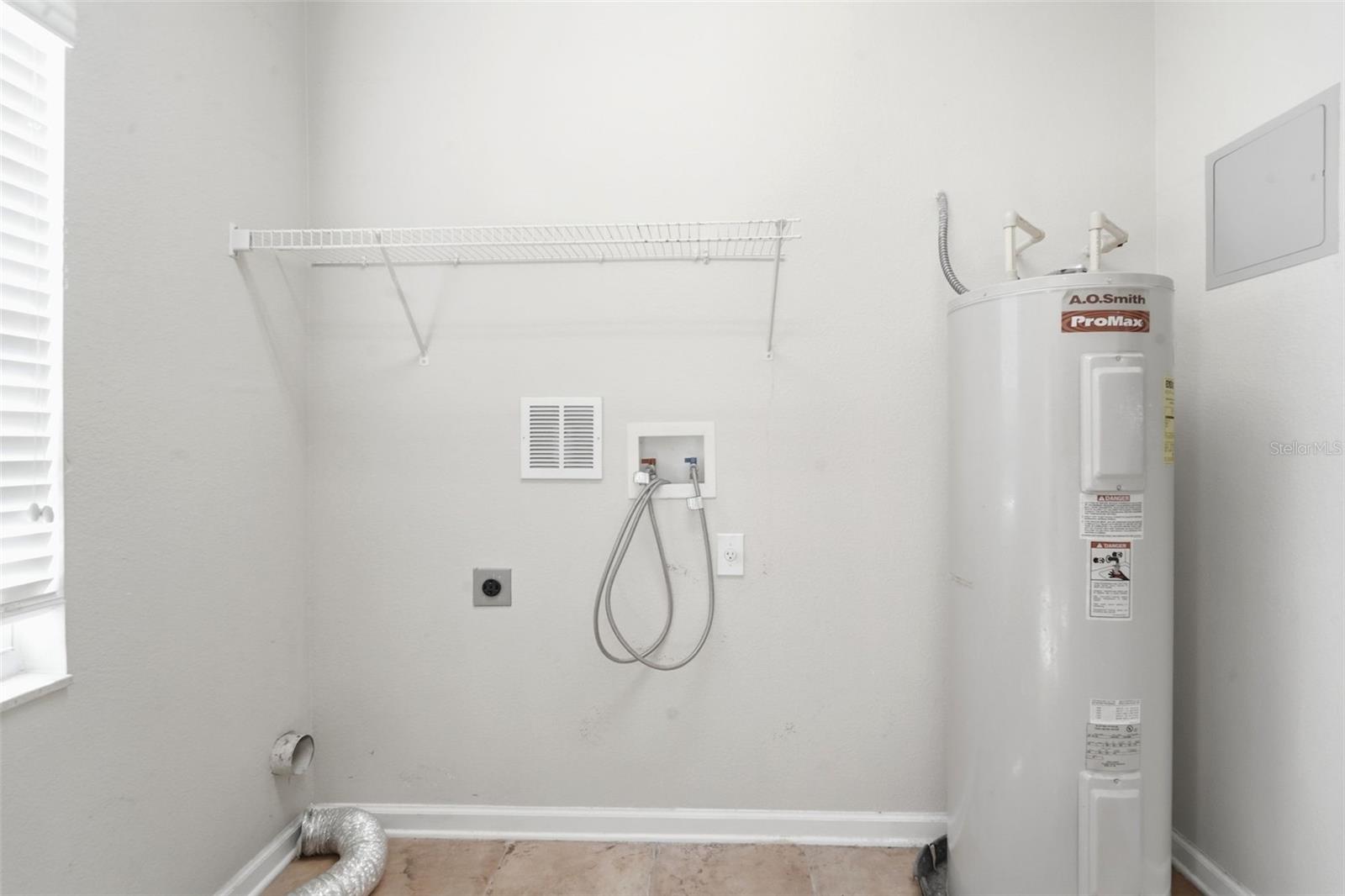 Image 38 of 42 For 8905 Silk Bay Place