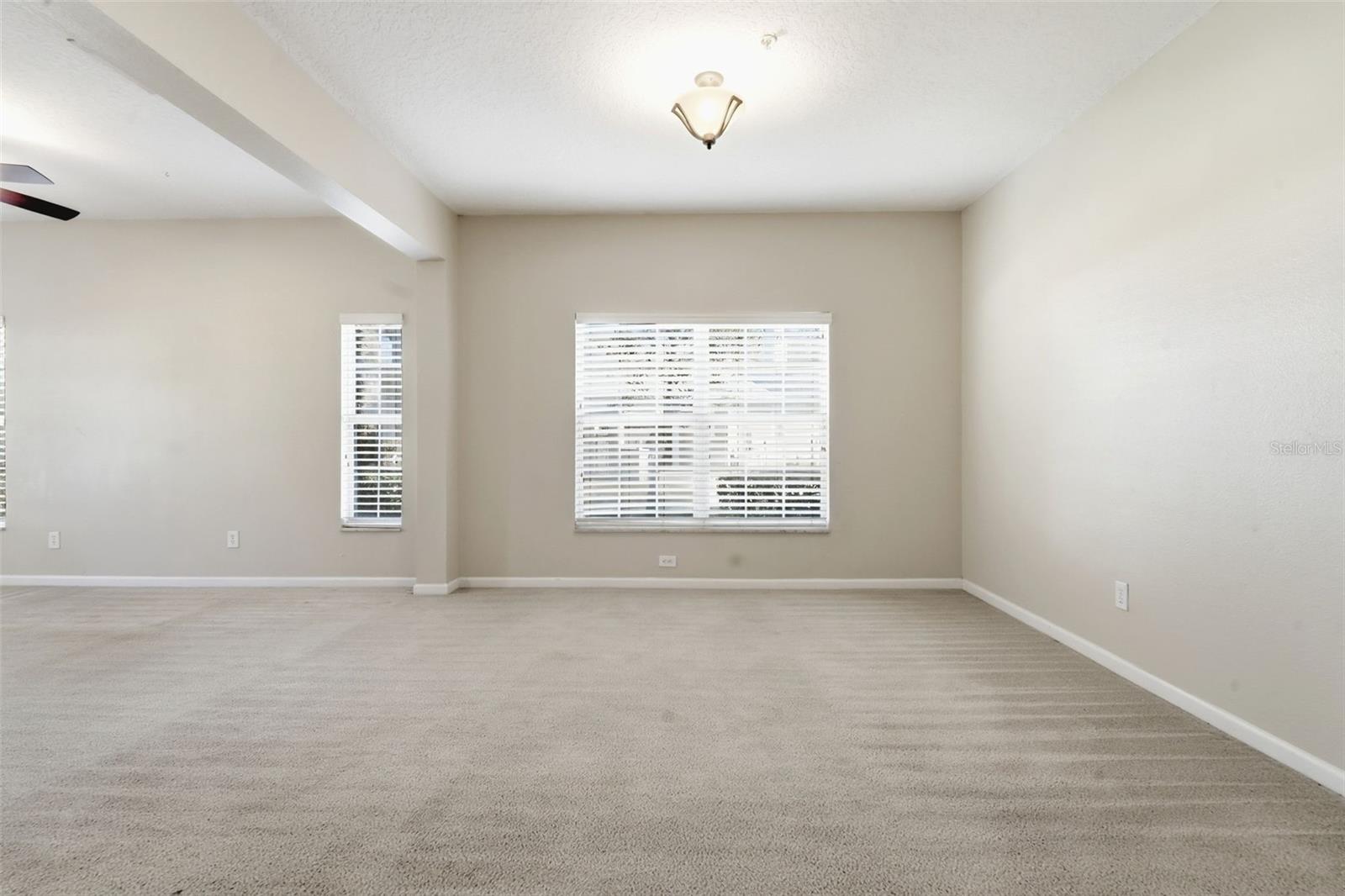 Image 9 of 42 For 8905 Silk Bay Place