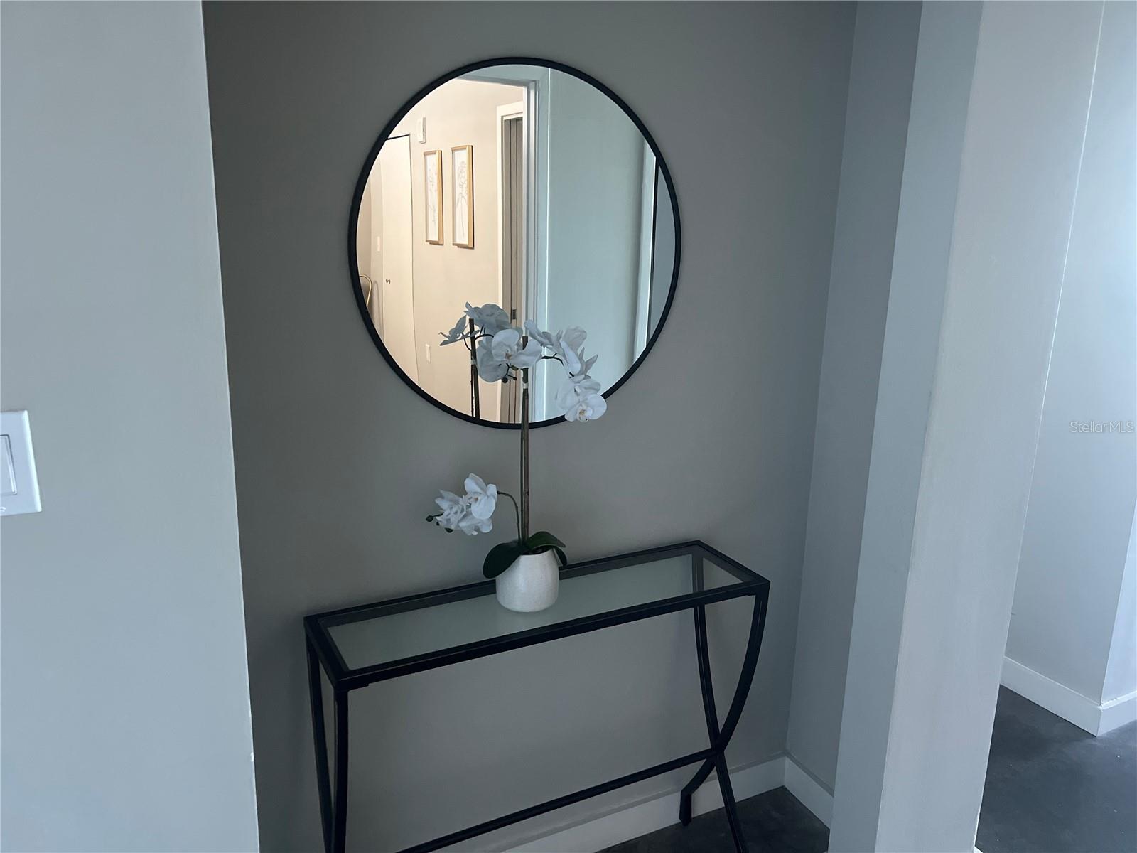 Image 34 of 51 For 525 Jackson Street 404 + 409