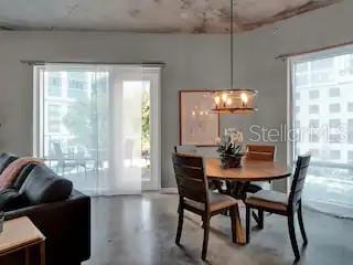 Image 9 of 51 For 525 Jackson Street 404 + 409