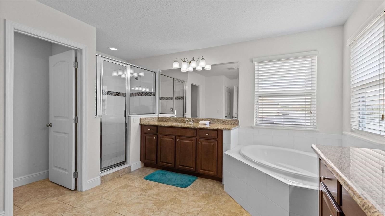 Image 16 of 21 For 5266 Wildwood Way