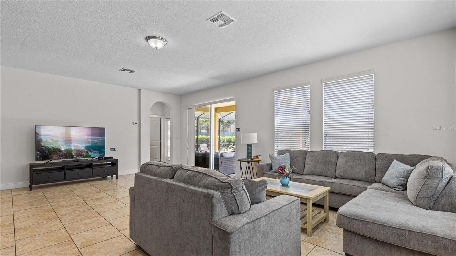 Image 6 of 21 For 5266 Wildwood Way