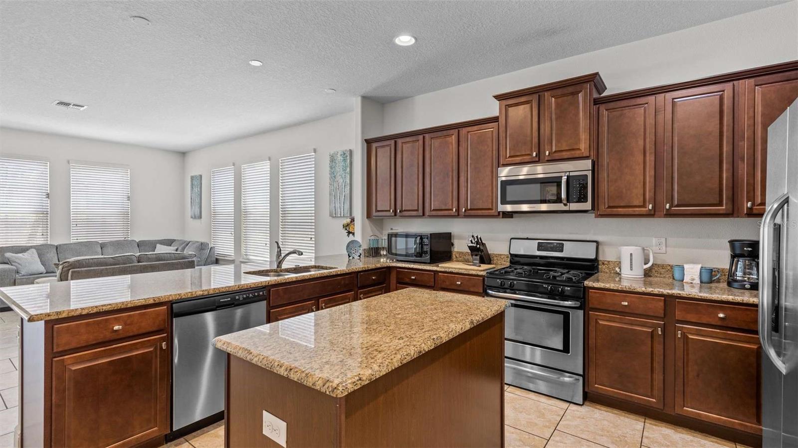 Image 9 of 21 For 5266 Wildwood Way