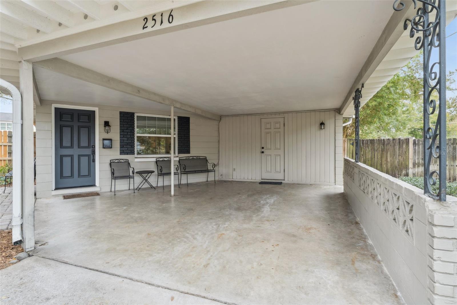 Image 19 of 34 For 2516 Helen Avenue