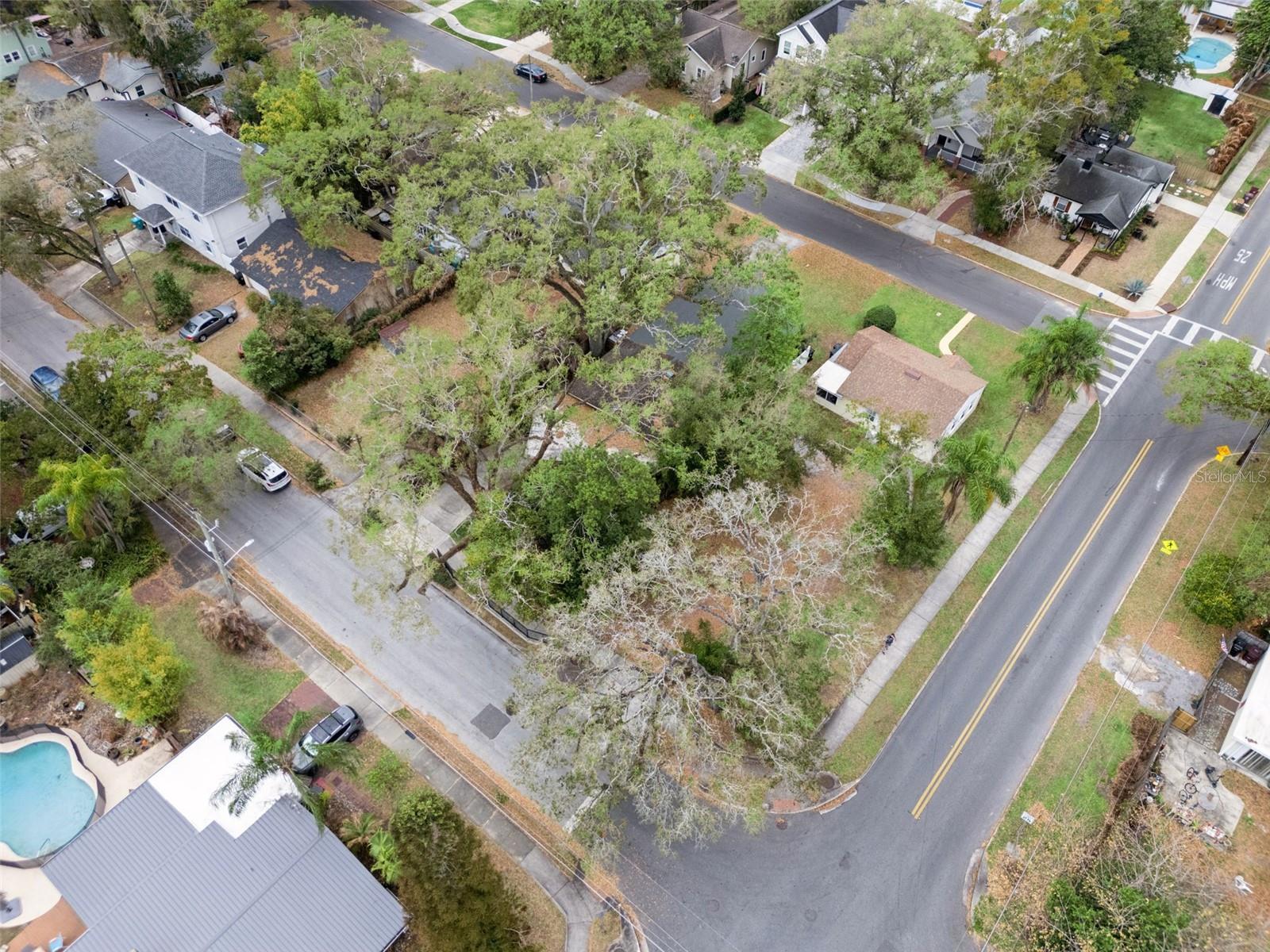 Image 23 of 34 For 2516 Helen Avenue