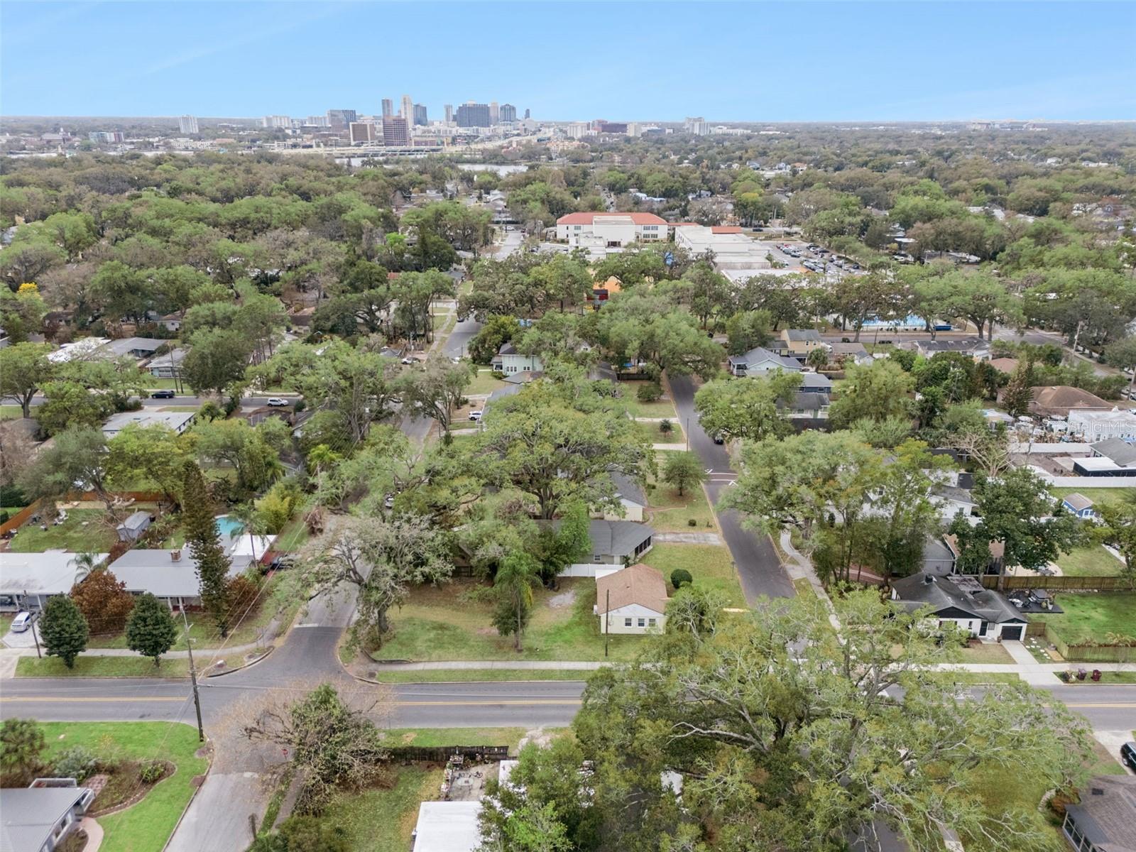 Image 25 of 34 For 2516 Helen Avenue