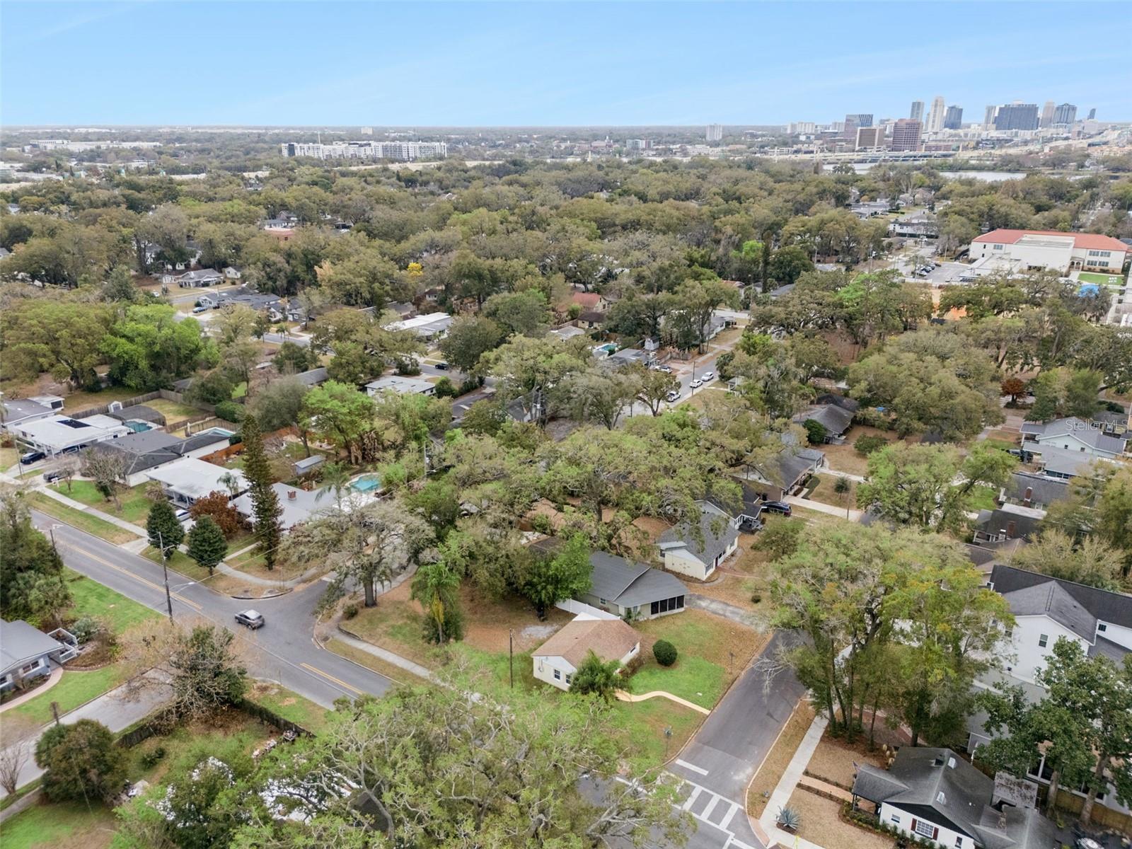 Image 34 of 34 For 2516 Helen Avenue