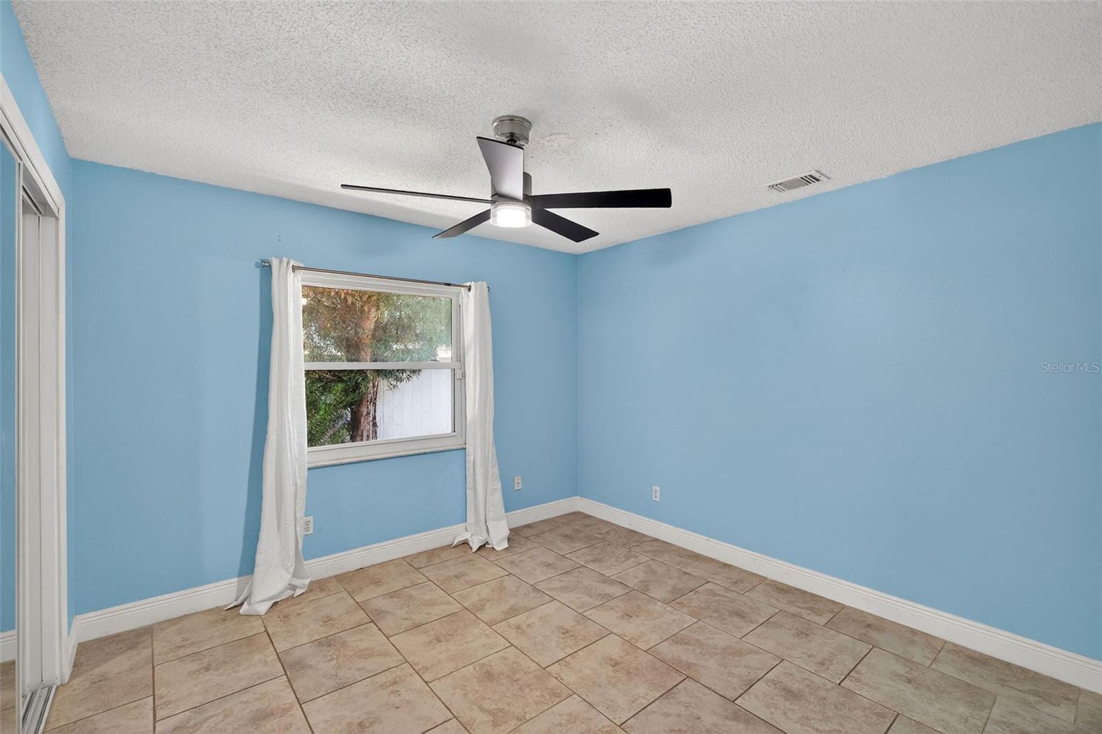 Image 26 of 40 For 8878 Larwin Lane