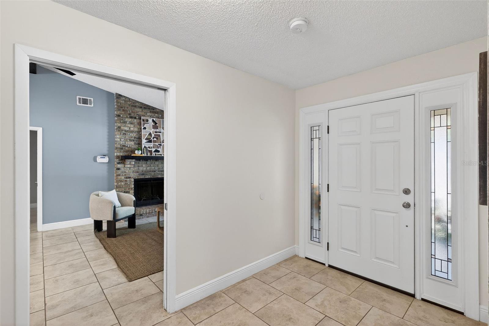 Image 4 of 40 For 8878 Larwin Lane