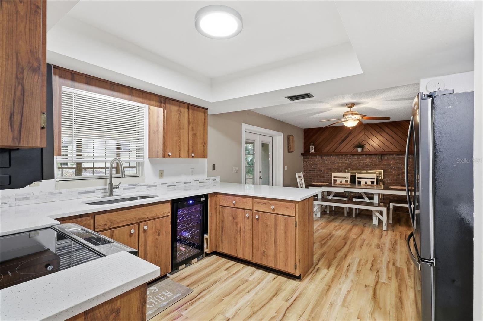 Image 13 of 42 For 244 Angeles Road