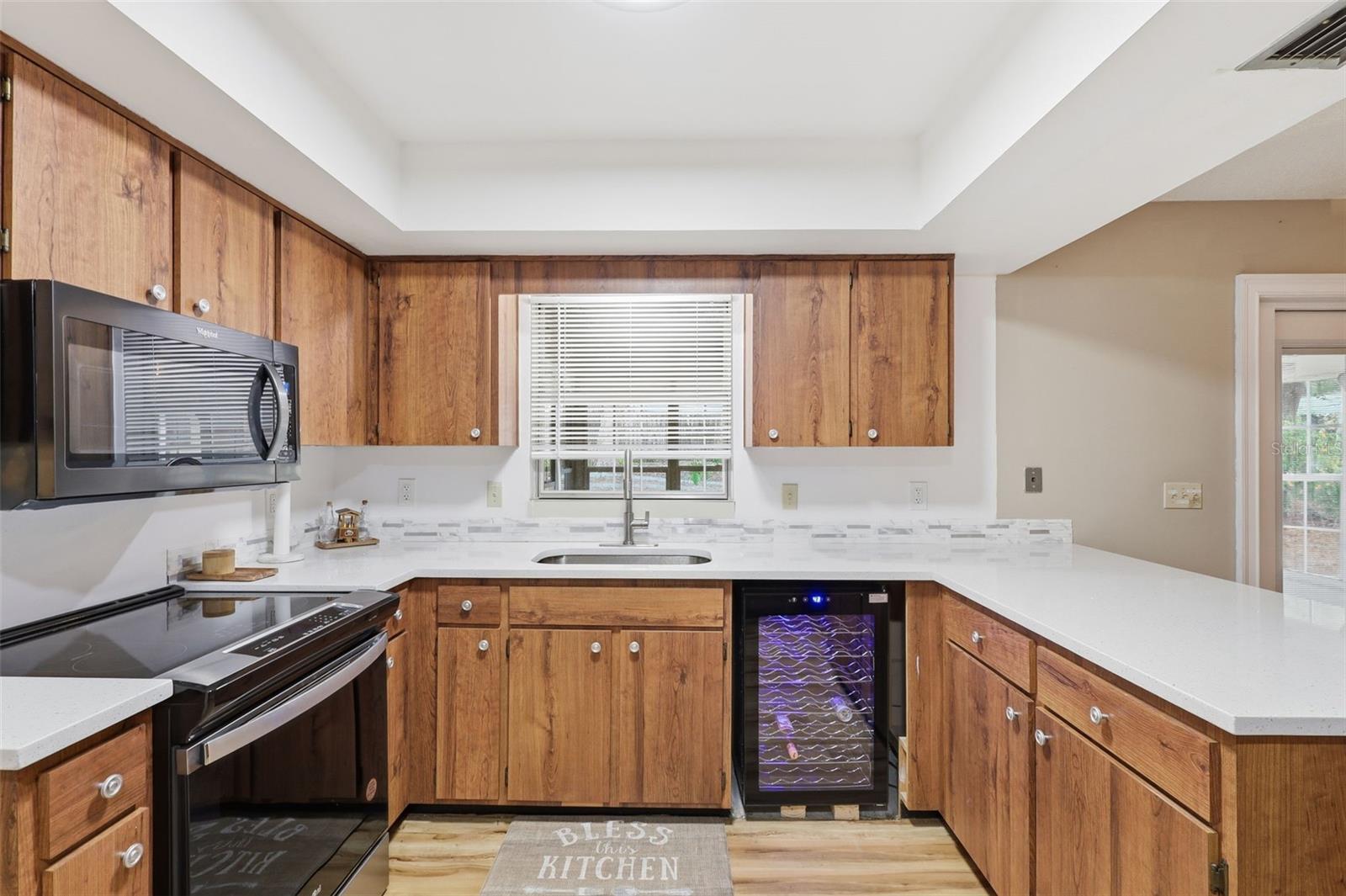 Image 17 of 42 For 244 Angeles Road