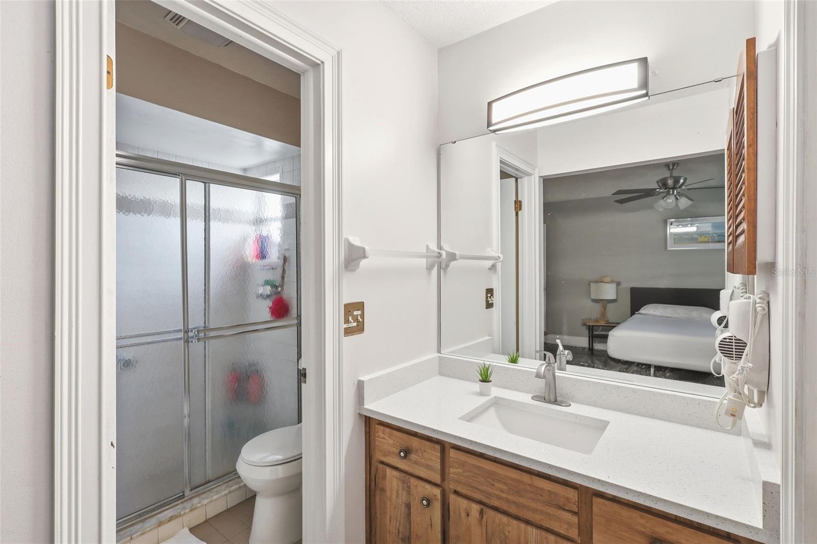 Image 23 of 42 For 244 Angeles Road