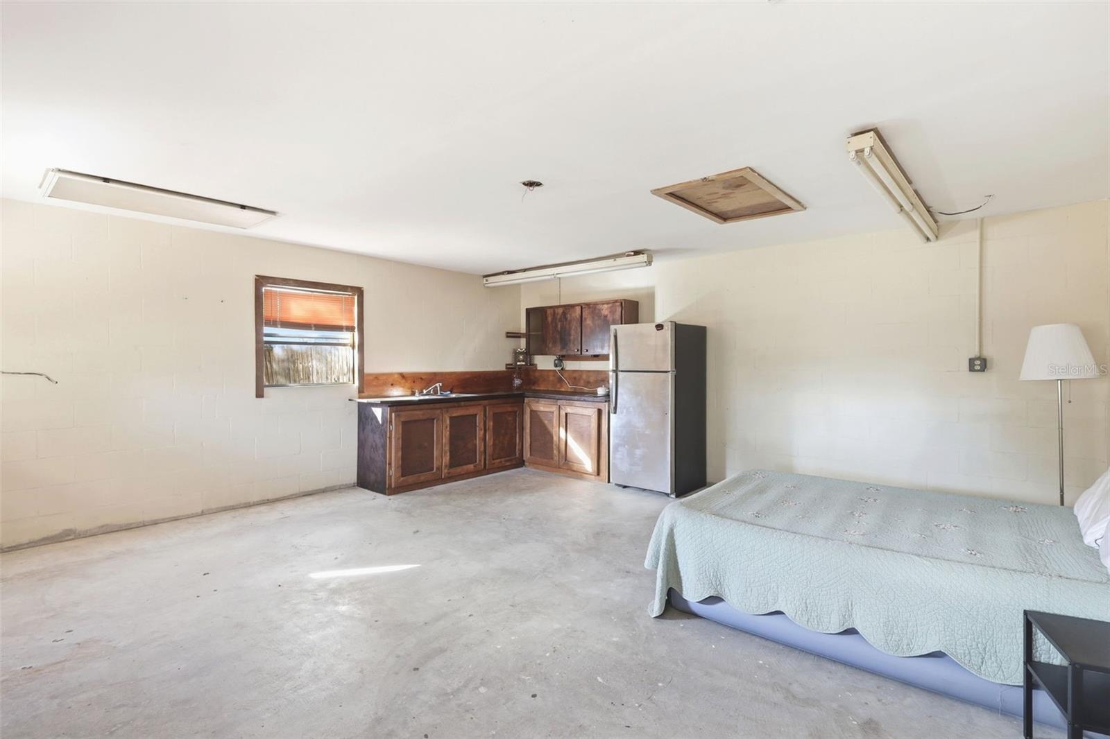 Image 37 of 42 For 244 Angeles Road