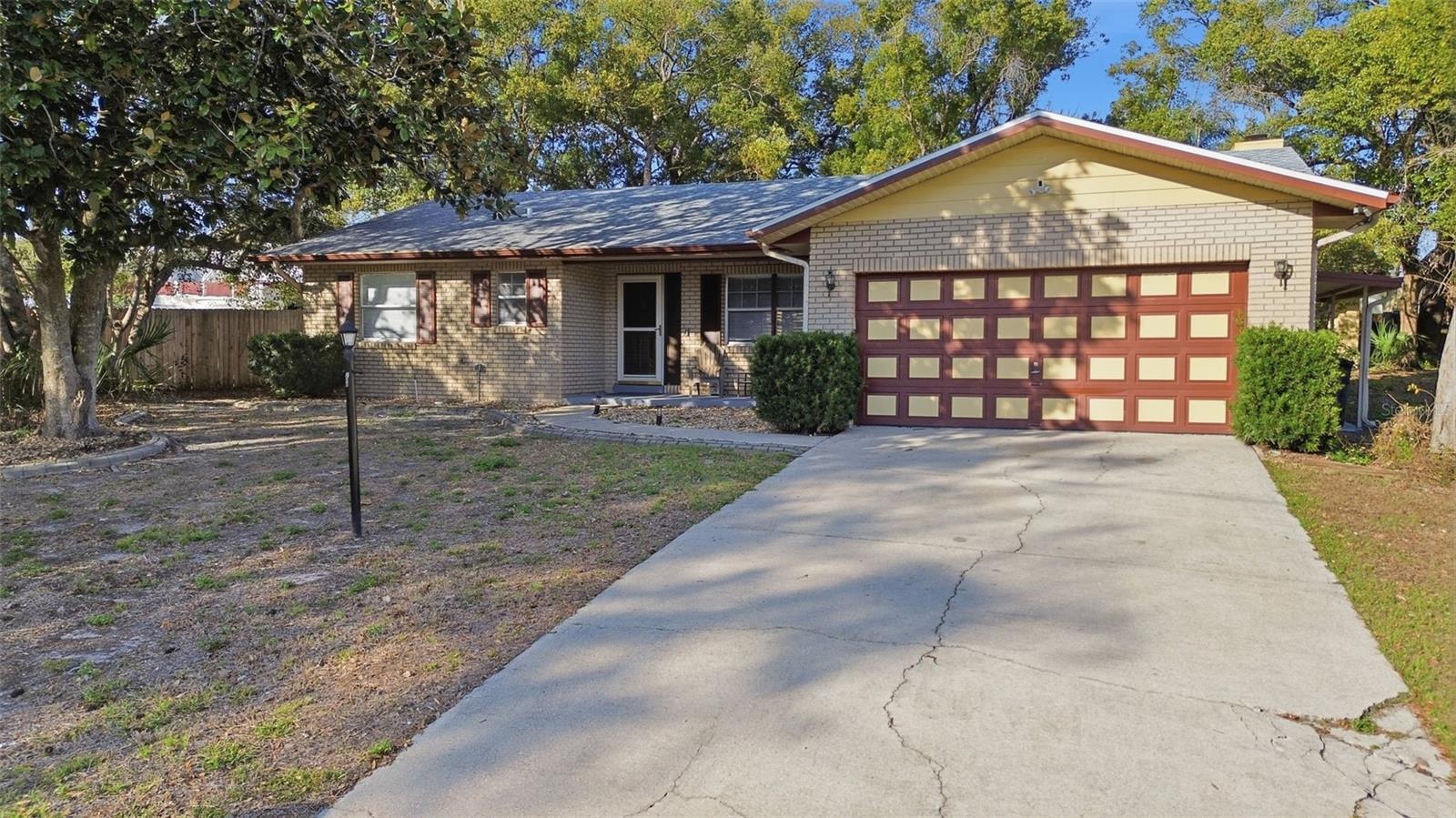 Image 4 of 42 For 244 Angeles Road