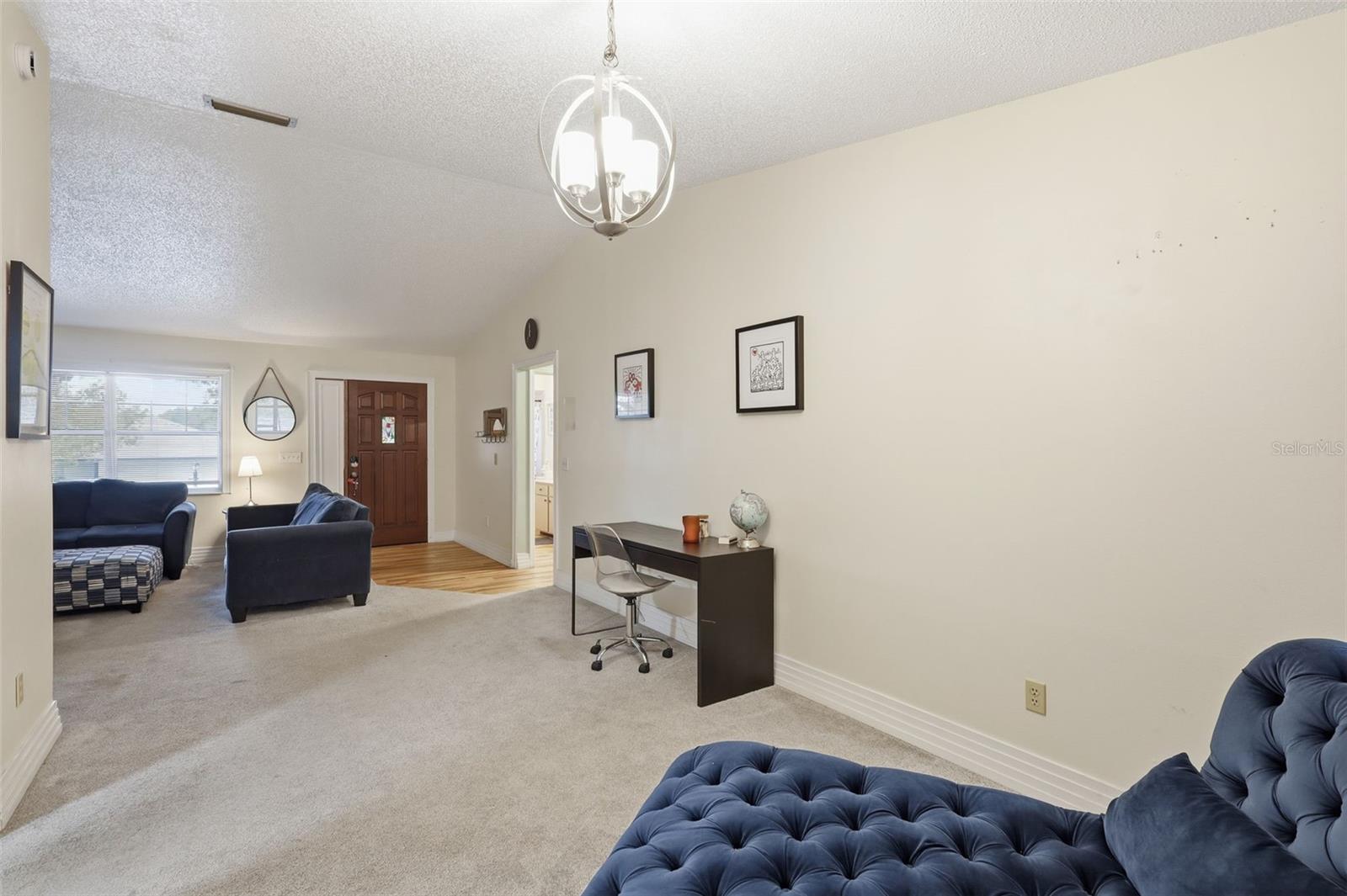 Image 9 of 42 For 244 Angeles Road