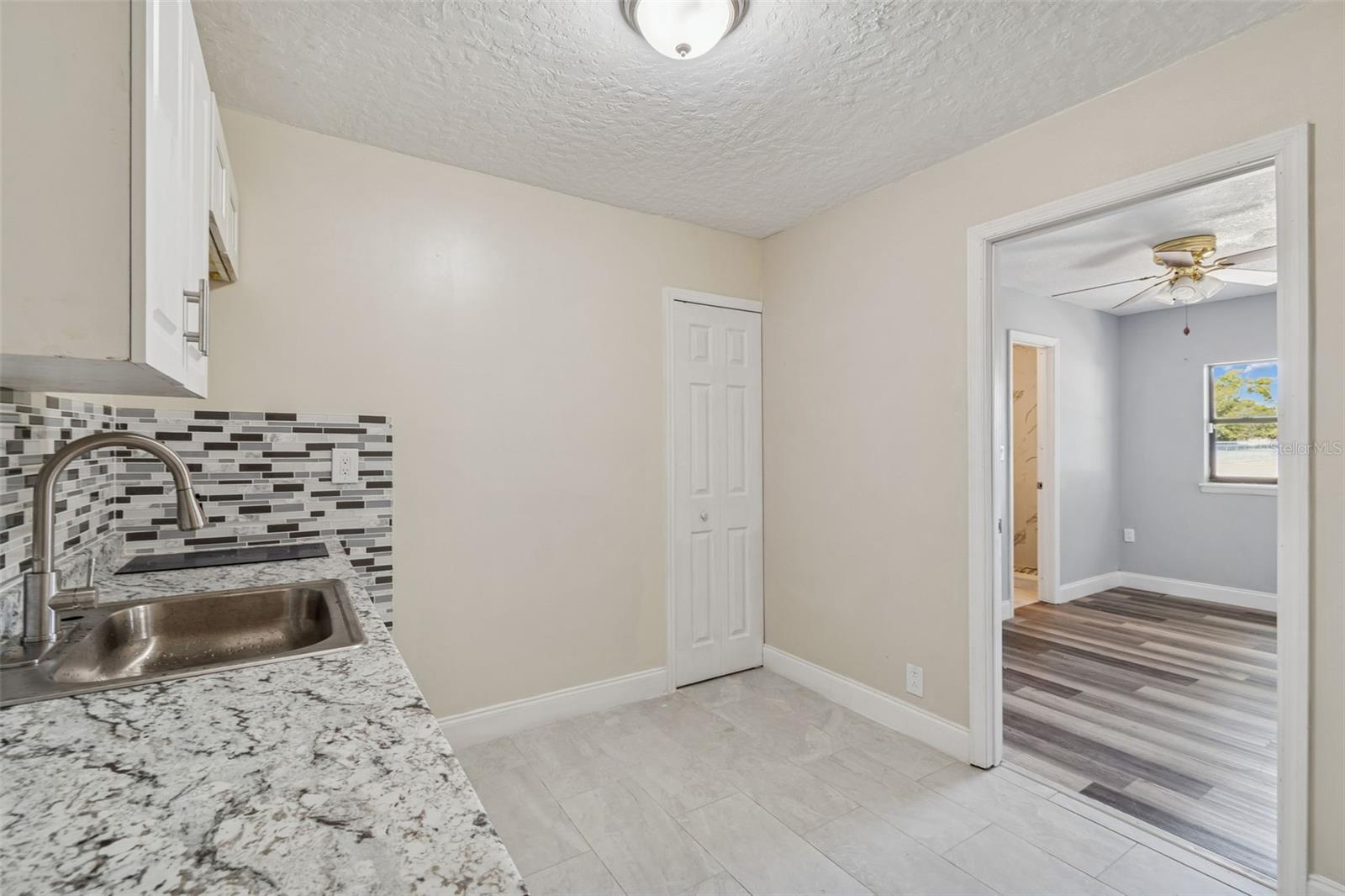 Image 31 of 50 For 1402 Rolling Green Drive