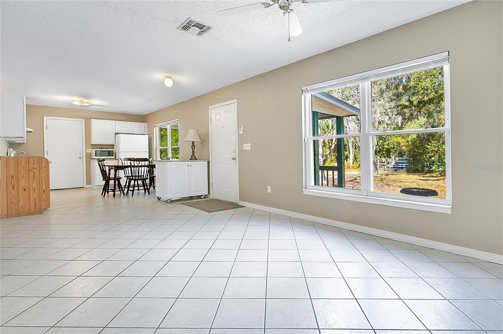 Image 5 of 35 For 265 Myrtle Street